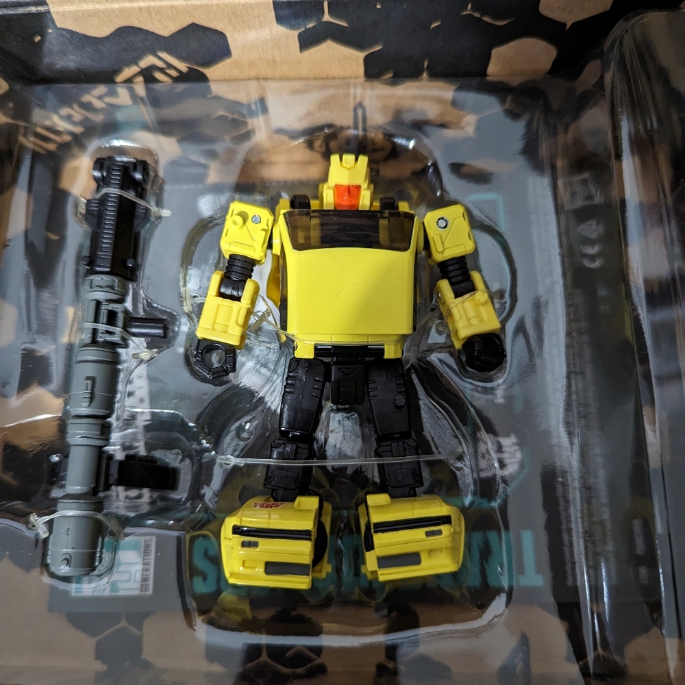 Transformers Generations Selects Hubcap War for Cybertron Deluxe Class